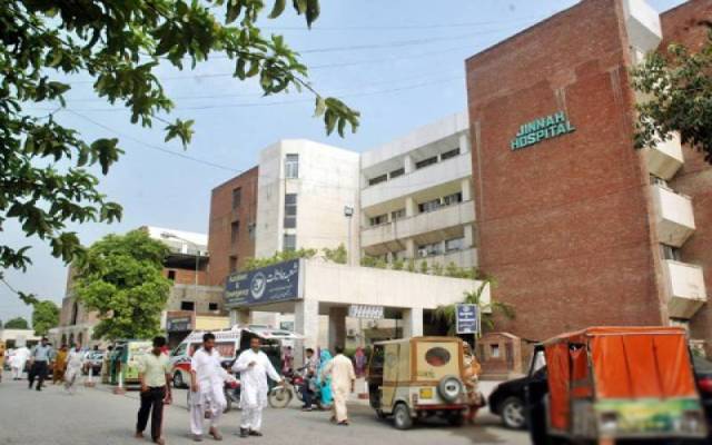 گنگارام ہسپتال کے فاطمہ جناح بلاک کی لفٹیں کئی ماہ سےبند
