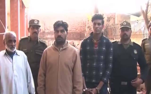 موچی گیٹ پولیس کا جعلی کاسمیٹکس بنانے والے کارخانے پرچھاپہ