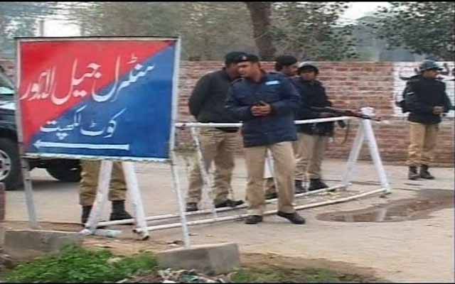 کوٹ لکھپت جیل میں دیت کی رقم ادا کر کے بتیس قیدیوں کو رہا کردیا گیا