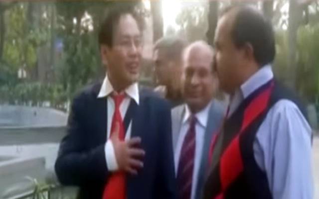 غیر ملکی وائلڈ لائف ایکسپرٹس کا لاہور چڑیا گھر کا دورہ 