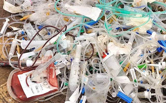 محکمہ ماحولیات کی ٹیم کا بند روڈ پر چھاپا، 4 بچوں سمیت 8 افراد بازیاب