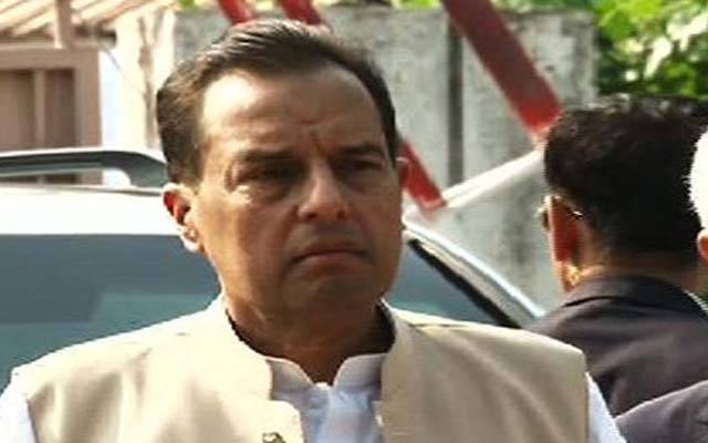 شریف خاندان کے بعد نیب کا رخ کیپٹن ریٹائرڈ صفدر کی طرف ہو گیا