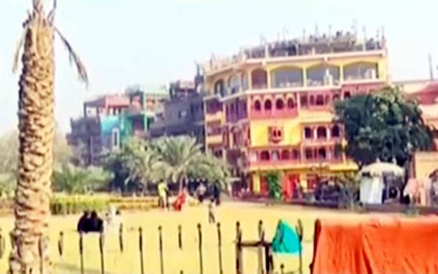 گریٹر اقبال پارک کے سامنے کے گھروں پر خوشنما پینٹ کرنے کا منصوبہ