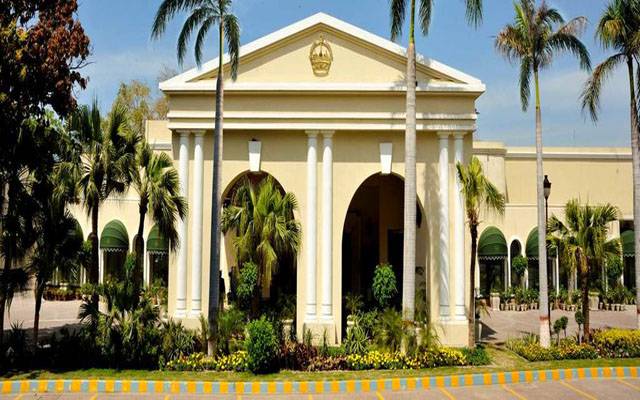 عمرہ پیکج جیتنے والوں کے اعزاز میں فلیٹیز ہوٹل میں عشائیہ کا اہتمام