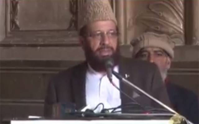 بادشاہی مسجد میں 