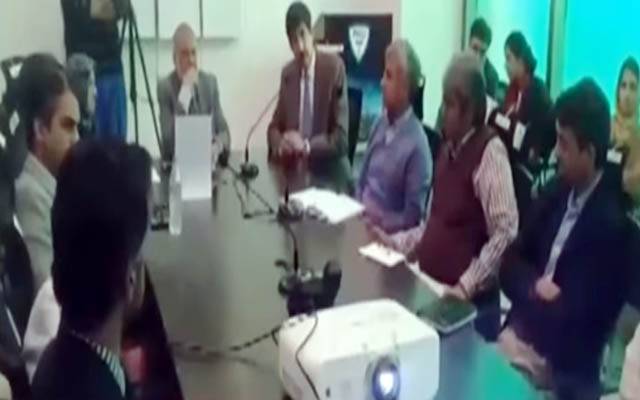 لمز کے فیکلٹی ممبران کا پاکستان کڈنی اور لیور انسٹیٹیوٹ کا دور