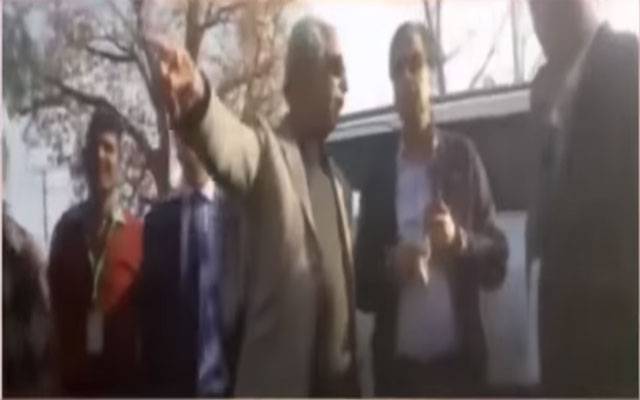 مئیر لاہوراورکمشنرکا بیجنگ انڈرپاس کادورہ، تزئین وآرائش کےامورکاجائزہ