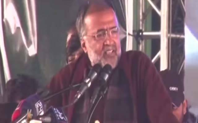 نوازشریف رہے تو جمہوریت باقی نہیں رہے گی: قمر زمان کائرہ