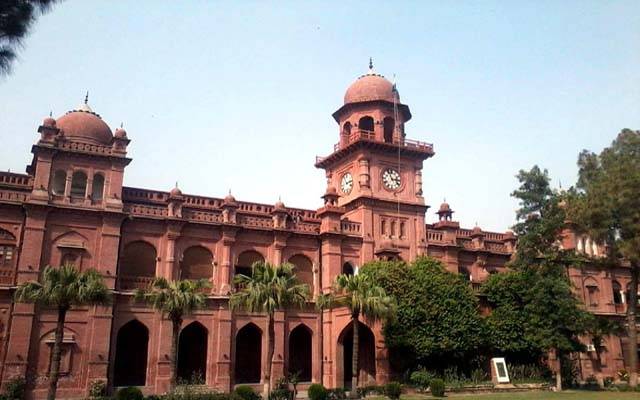 پنجاب یونیورسٹی، پہلی بار طلباء کو ایک پلیٹ فارم پر جمع کرنے کا فیصلہ