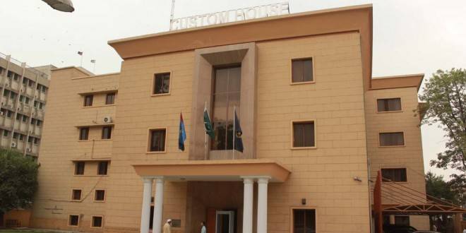 کسٹمزانٹیلیجنس کا کریک ڈاؤن، 3سمگل شدہ گاڑیاں قبصہ میں لےلی