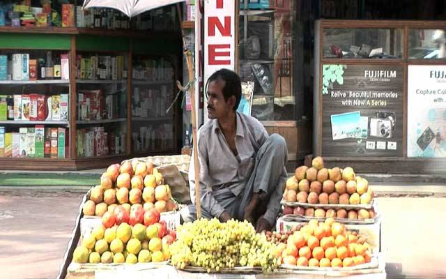 ریڑھی بانوں، خوانچہ فروشوں کا قبلہ درست کرنے کا وقت آ گیا