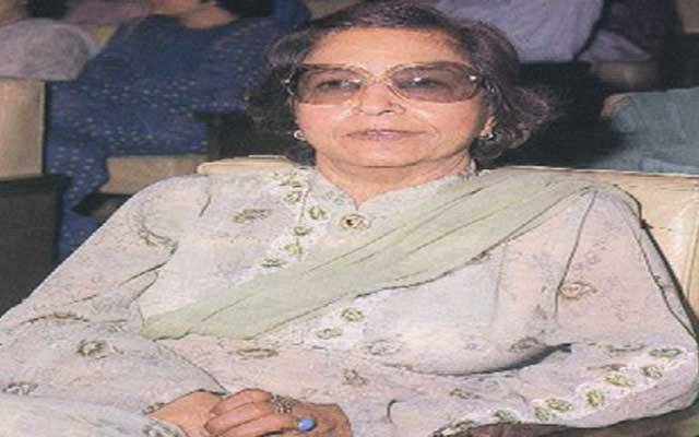  گلوکارہ ملکہ پکھراج کو مداحوں سے بچھڑے 14 برس بیت گئے 