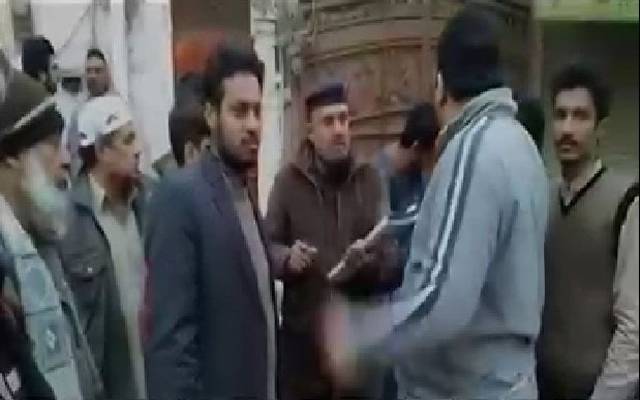 اچھرا کے علاقے بابا اعظم چوک میں یکے بعد دیگرے ڈکیتیاں