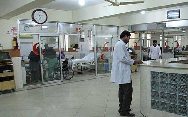 ٹیچنگ ہسپتالوں میں کینسر کےعلاج کی سہولتیں ناپید، ڈاکٹروں کی شدید قلت