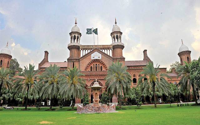 لاہور ہائیکورٹ نے سیشن ججز کو دئیے گئے سرپلس لیپ ٹاپس واپس مانگ لیے