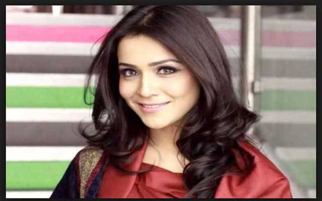 فلمسٹار عمائمہ ملک کی نئی تصاویر نے سوشل میڈیا پر ہنگامہ برپا کر دیا