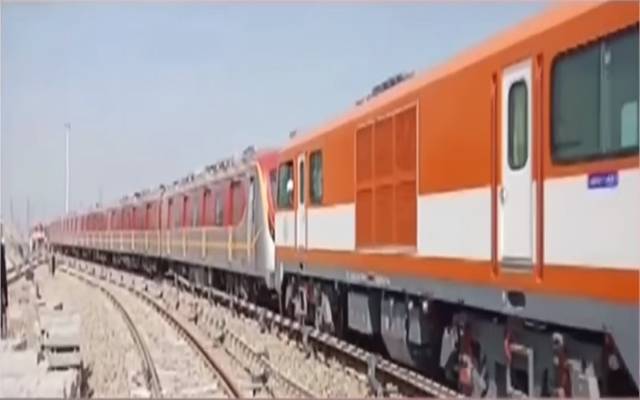 اورنج لائن ٹرین ٹریک پر دوڑنے کیلئے تیار