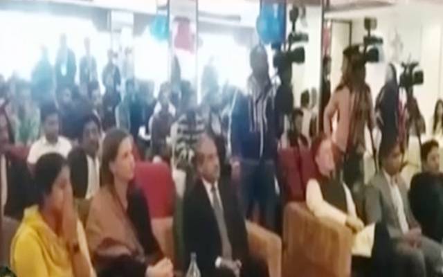 آواری ہوٹل: انگلش زبان سیکھنے کے حوالے سے پروگرام کی افتتاحی تقریب