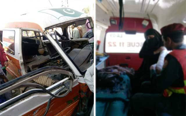 بھوبتیاں چوک پر مسافر وین دیوار سے ٹکرا گئی، 8 افراد زخمی