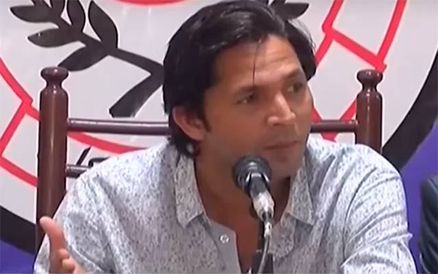 پاکستانی ٹیم کو ٹیسٹ کرکٹ بھی کھیلنی چاہیئے:محمد آصف
