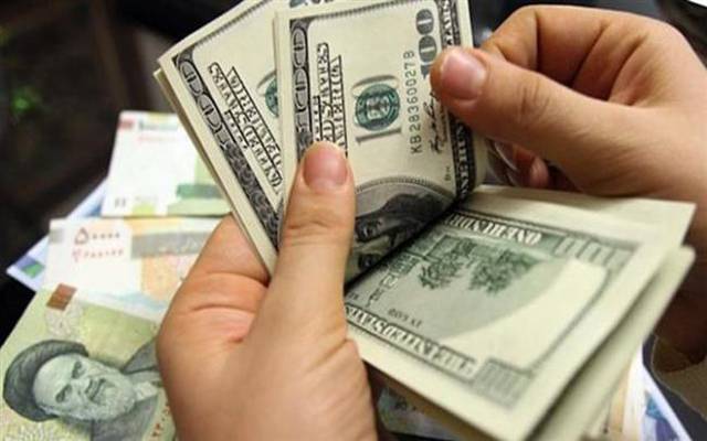 ڈالر کی قیمت میں اضافہ، غریب عوام پسنے کو تیار