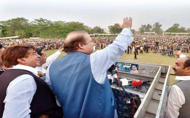 این اے 124: اہالیانِ علاقہ کیلئے خوشخبری، ترقیاتی کاموں کیلئے 30کروڑ کے فنڈز منظور
