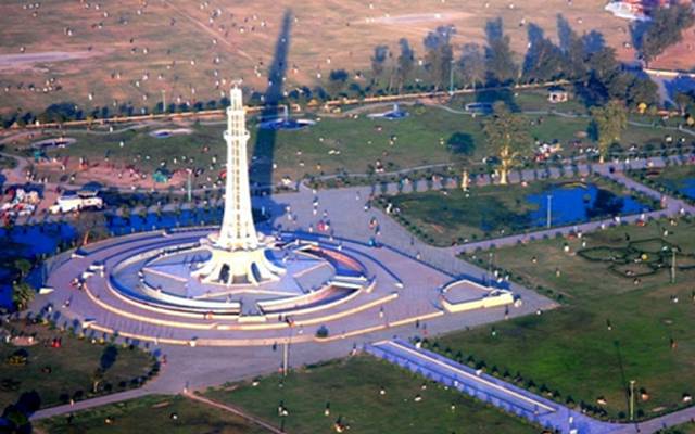 مینار پاکستان پر جماعت اسلامی کے یوتھ کنوینشن کا پنڈال سج گیا