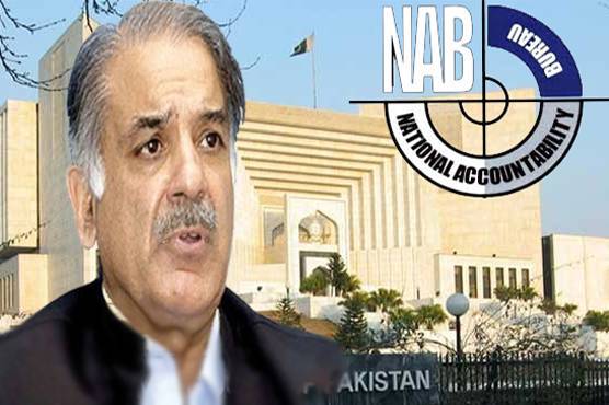 نیب کی لٹکتی تلوار یا سپریم کورٹ کے نوٹسز کا ڈر، پنجاب حکومت محتاط ہوگئی