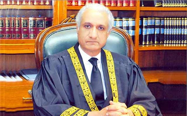 پاناما کیس بینچ کے رکن جسٹس اعجازالاحسن کے گھر پر فائرنگ، تحقیقات شروع 