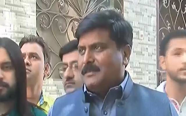 مسلم لیگ نون کے ایم پی اے شہزاد منشی لٹ گئے 