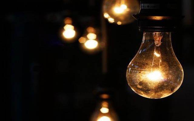 جاتی حکومت نے تحائف دینے میں کوئی کسر نہ چھوڑی