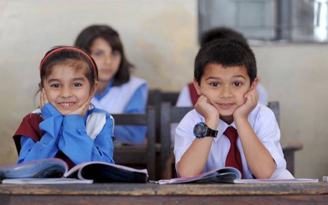 پنجاب حکومت کا اقرار، اسکولز فیڈریشن کا انکار ، چھٹیاں کب ہوں گی؟