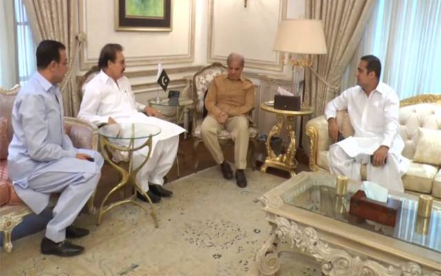 سابق ایم پی اے الیاس خان کا ساتھیوں سمیت نون لیگ میں شمولیت کا اعلان