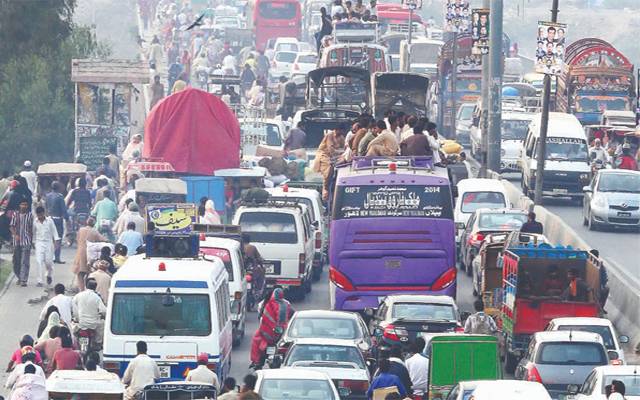 لاہور کا سب سے بڑا اور پرانا پل ٹریفک کیلئے بند کردیا گیا