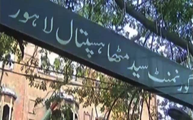 سید مٹھا ہسپتال کے اے سی خراب، مریض گرمی سے نڈھال