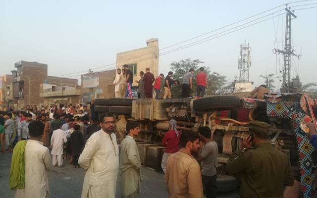 میاں منشی ہسپتال کے قریب خوفناک ٹریفک حادثہ