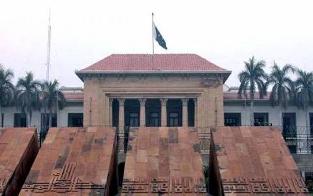 بارشوں کا ڈر، پنجاب اسمبلی سیکرٹریٹ کی چھتوں کی مرمت کا کام شروع