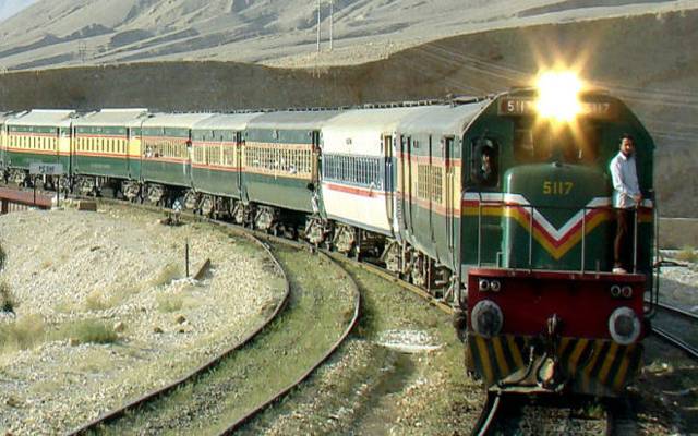 خوشخبری، شہری ٹرینوں کی تمام کلاسز میں مفت سفر کر سکیں گے