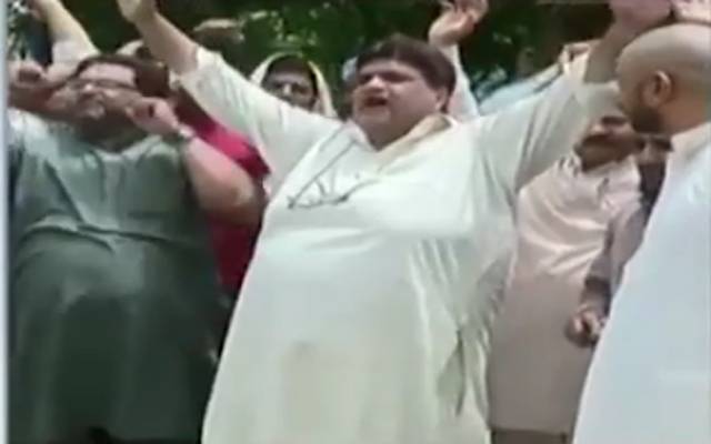 عملہ پر فائرنگ ،لیسکو ملازمین کا احتجاج