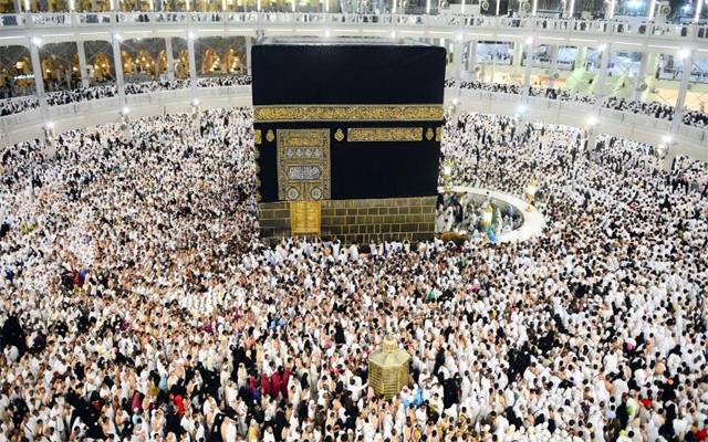  حج وعمرہ کی ٹکٹوں پر اضافی ٹیکس عائد کرنے کا اقدام لاہور ہائیکورٹ میں چیلنج