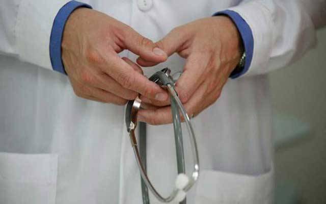 پنجاب ہیلتھ کیئر کمیشن کا اتائیوں کیخلاف کریک ڈاؤن، 63 اڈے سیل کردئیے