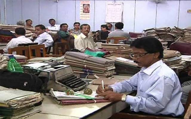 سرکاری ملازمین کیلئے بڑی خوشخبری، نگران حکومت نے تنخواہوں میں اضافہ کر دیا 