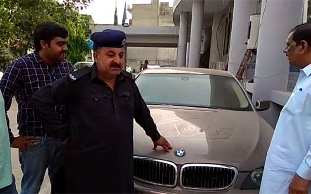  کسٹمز انٹیلی جنس نےسمگل شدہ بی ایم ڈبلیو کار قبضے میں لے لی