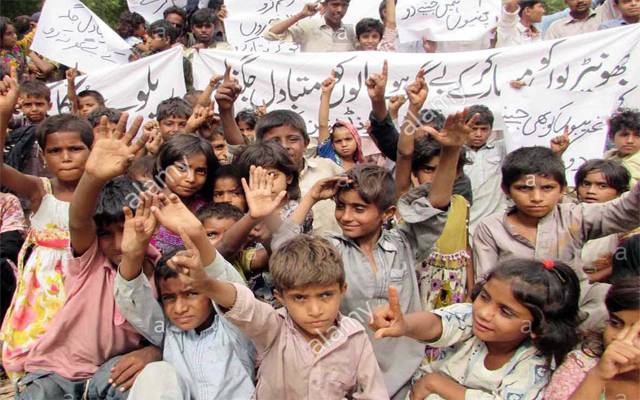 اراضی واگزار کروانے کیلئے ہز بنس پورہ کےعلاقہ میں ریلوے کا گرینڈ آپریشن 