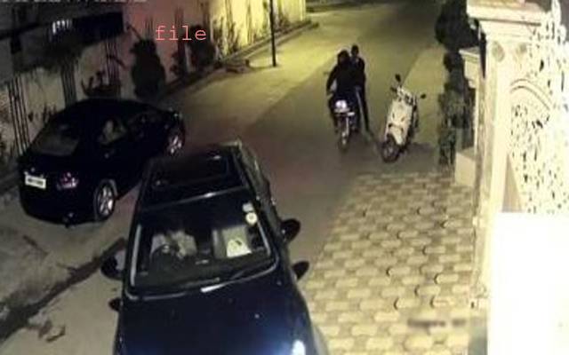 ڈکیتی کی واردات ،ڈاکوؤں نےشہری کو لوٹ لیا