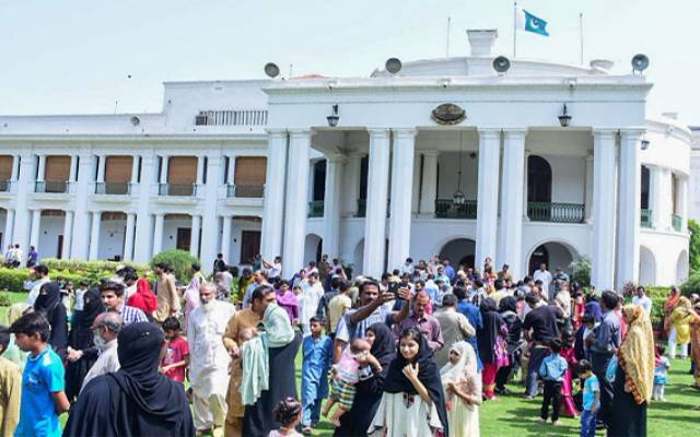  گورنر ہاؤس پنجاب کے دروازے آج پھر عوام کیلئے کھل گئے