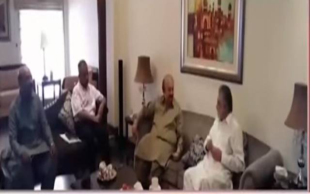 صوبائی وزیر جنگلات کی سبطین خان سے ملاقات، سیاسی صورتحال پر گفتگو