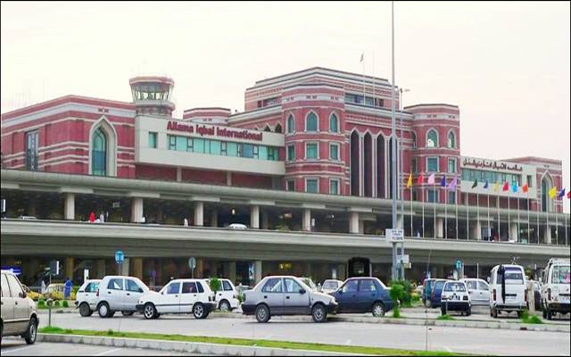 اے ایس ایف  نےغیرملکی کرنسی سمگلنگ میں ملوث ملازم، مسافر کو پکڑ لیا