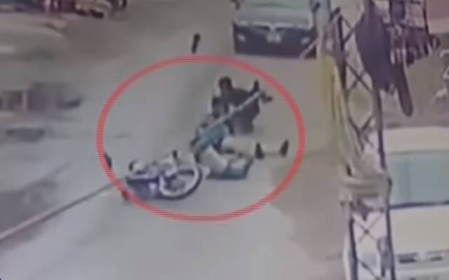 موٹر سائیکل سوار منچلوں نے 22سالہ نوجوان کی جان لے لی