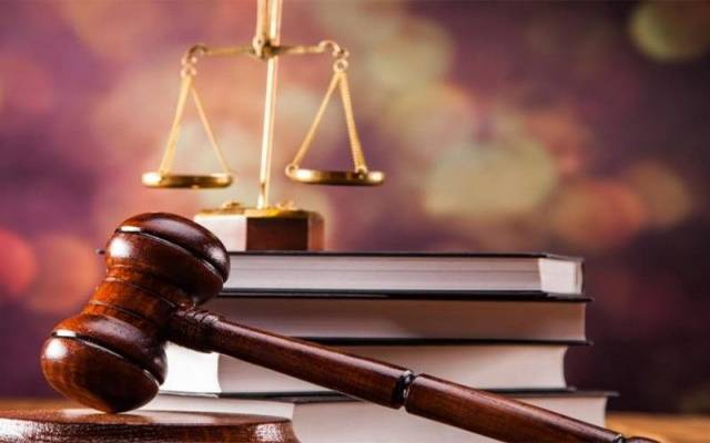 سیشن جج بنناہے تو امتحان میں پچاس فیصد نمبرز حاصل کرنا ہونگے